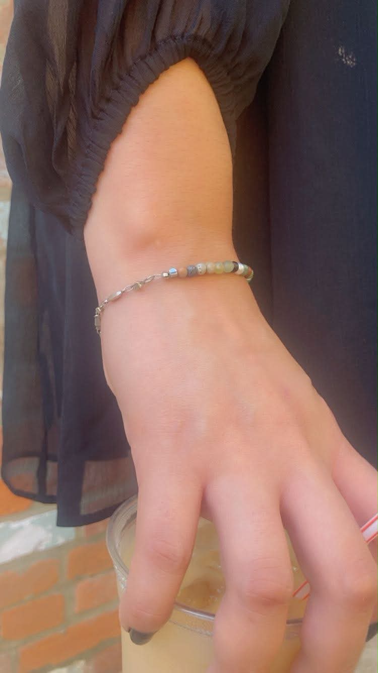 Mookaite & Moonstone Wanderer Bracelet